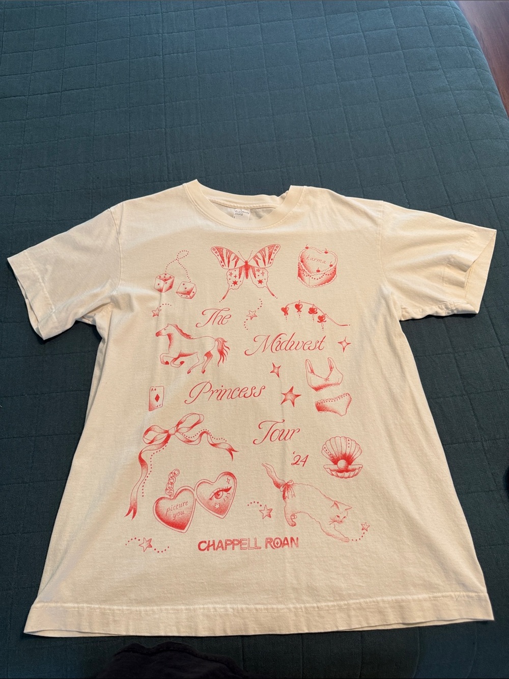 Authentic Chappell Roan Midwest Princess Tour 24 Graphic Tee Large